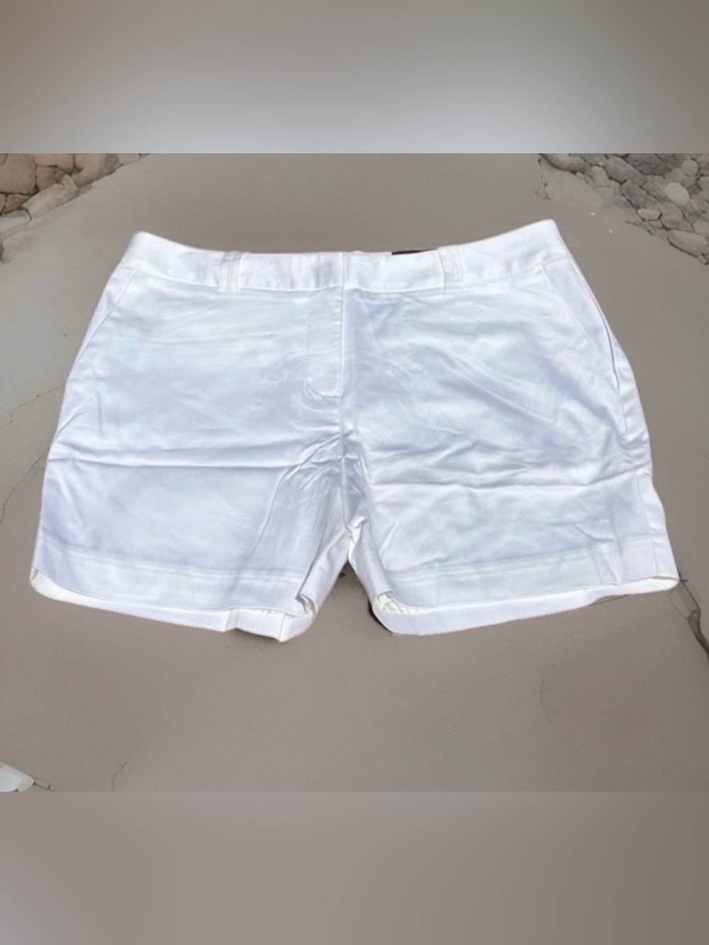 Worthington Women’s Chino Shorts - White - Size 6